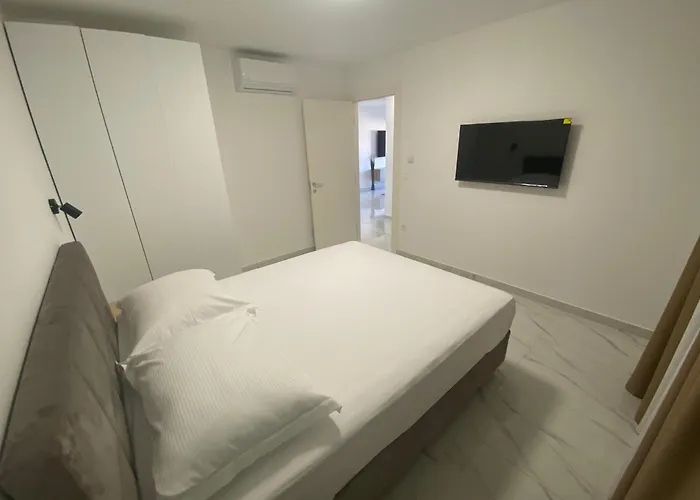 Ana 게스트하우스 3*