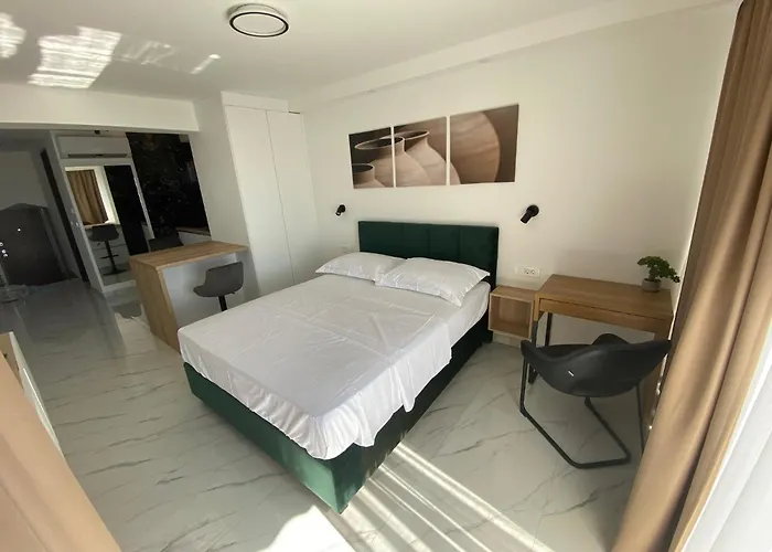 Ana 게스트하우스 3*